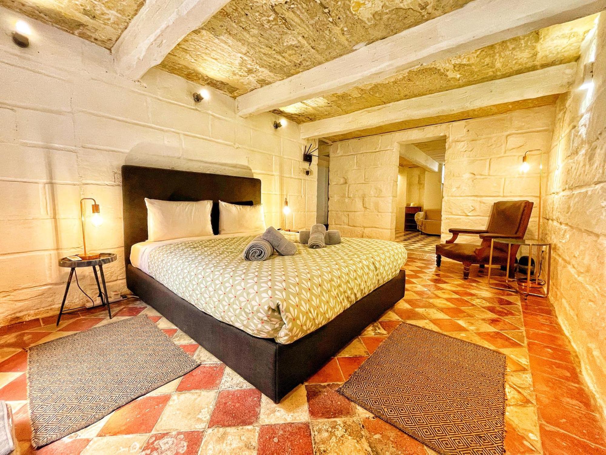 House Of Pomegranates By Holi Hotel Sliema Ngoại thất bức ảnh
